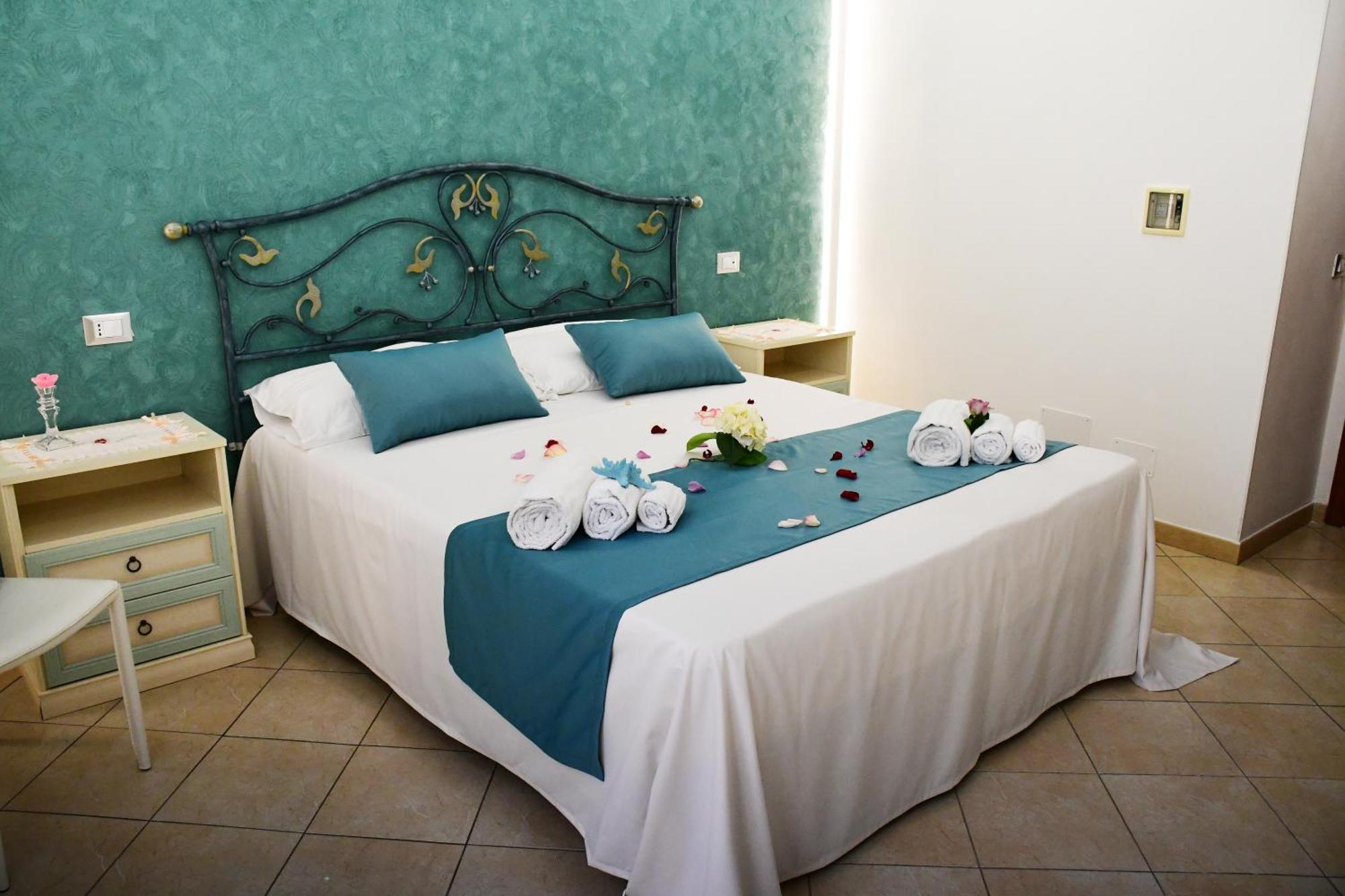 B&B Le Ortensie ซานวิโต โลคาโป ภายนอก รูปภาพ