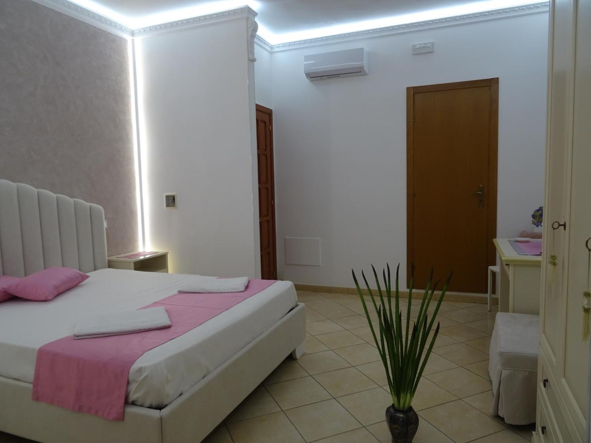 B&B Le Ortensie ซานวิโต โลคาโป ภายนอก รูปภาพ